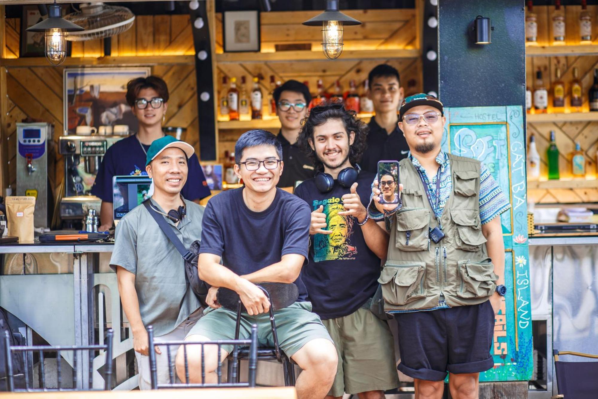 Republic Hostel Cat Ba Xuan Dam Екстериор снимка