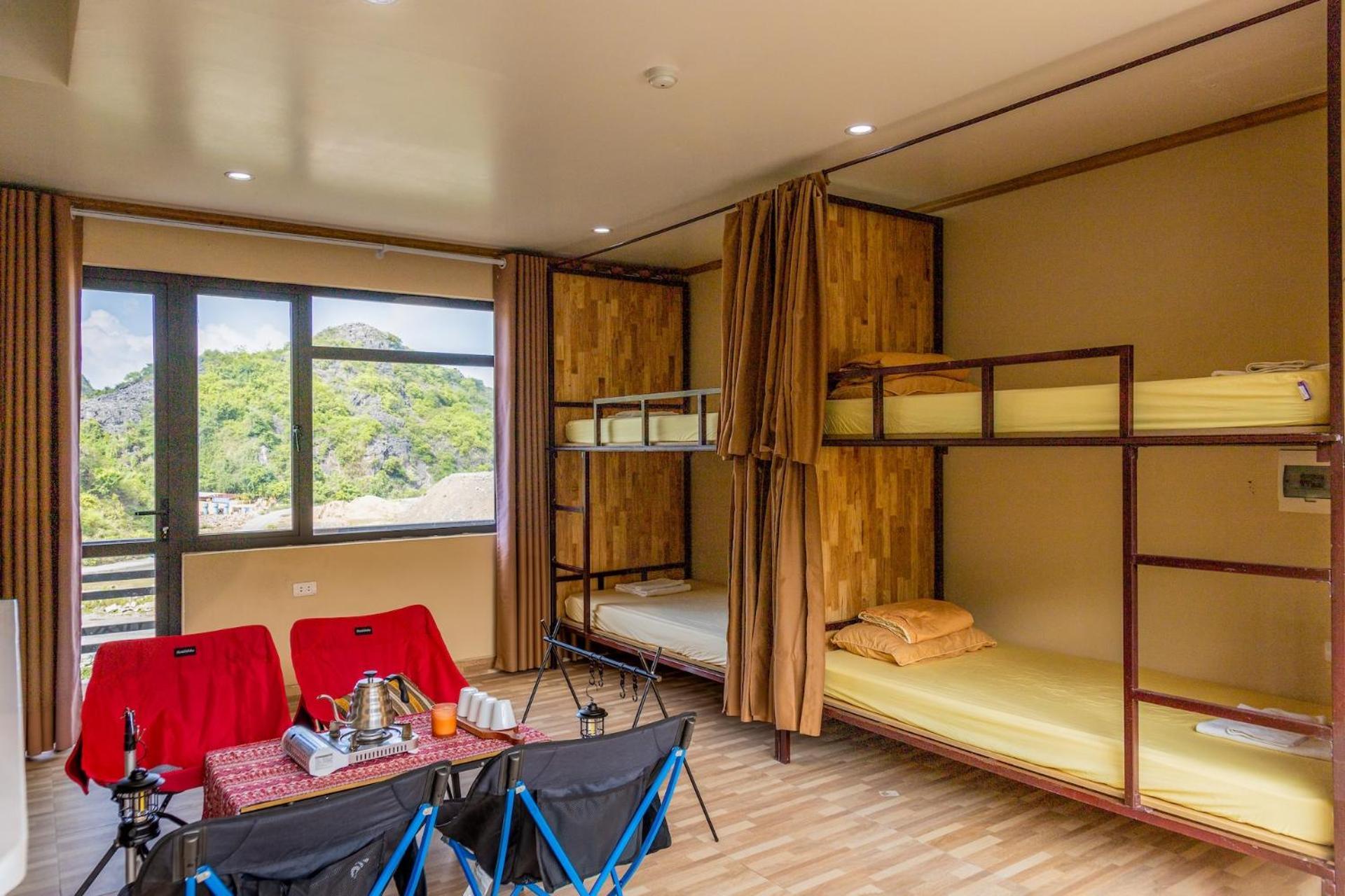 Republic Hostel Cat Ba Xuan Dam Екстериор снимка